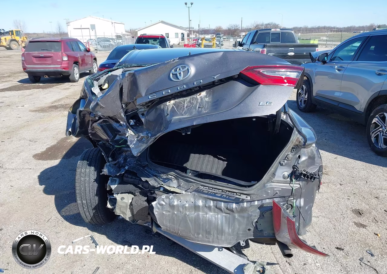2022 Toyota Camry Le VIN:4T1C11AK9NU644656 - 15
