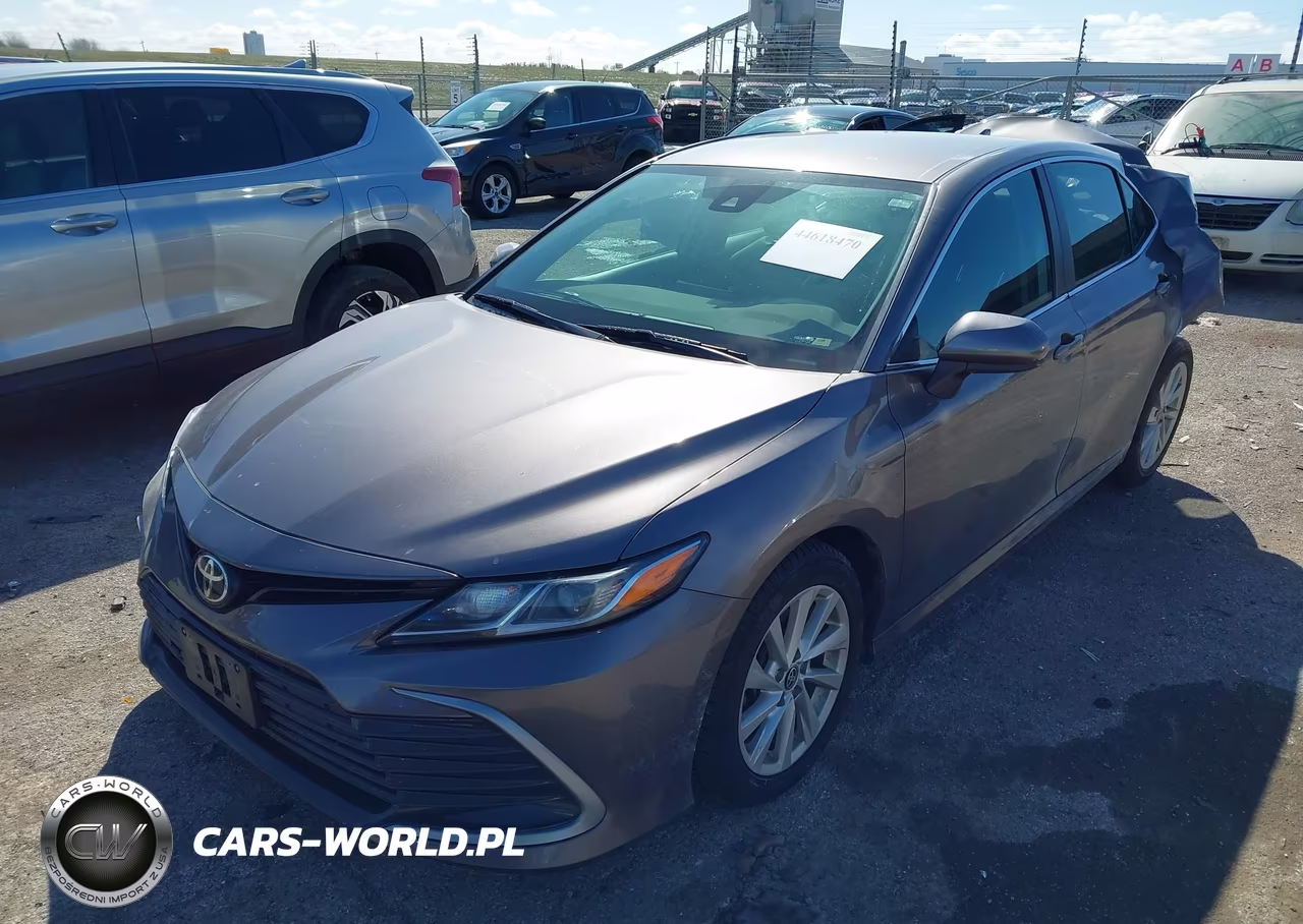 2022 Toyota Camry Le VIN:4T1C11AK9NU644656 - 2