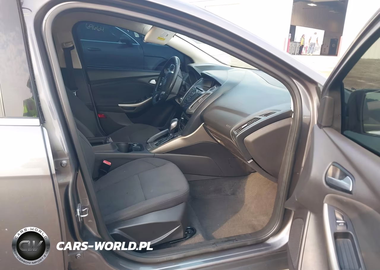 2012 Ford Focus Sel VIN:1FAHP3H21CL437861 - 5