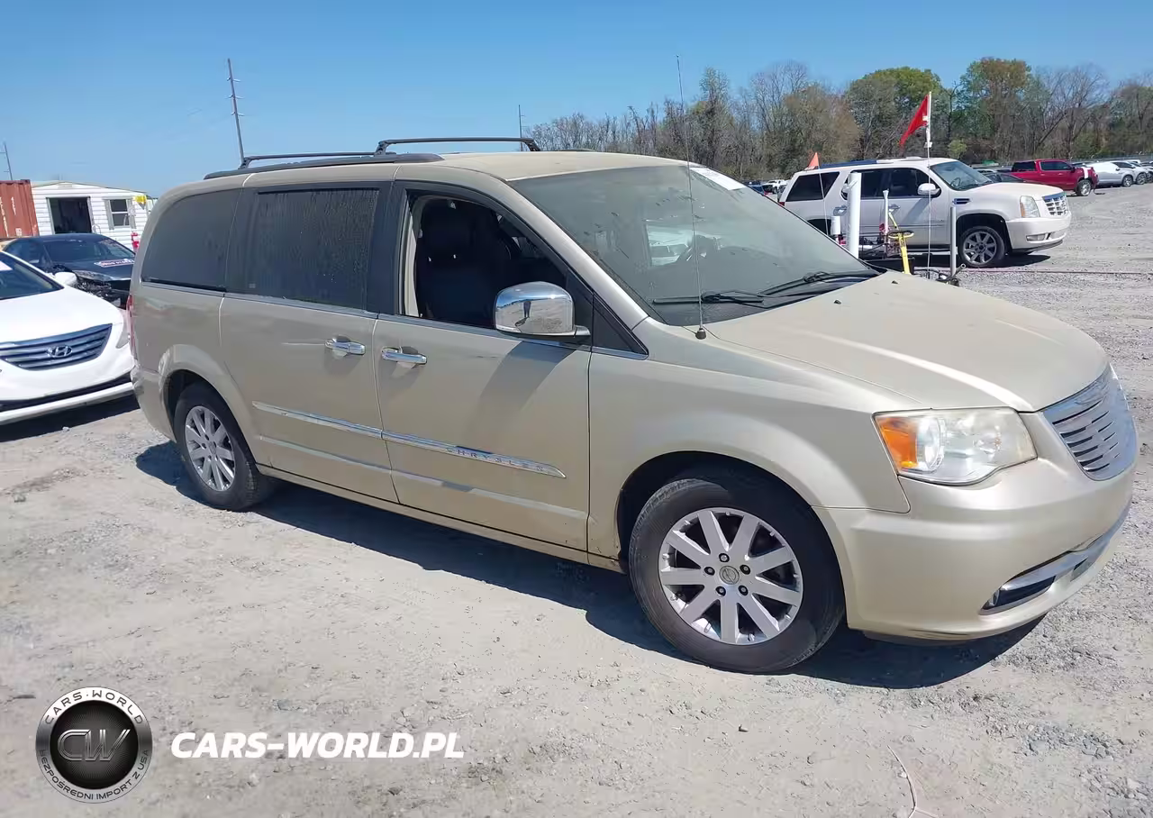 2011 Chrysler Town & Country Touring-L