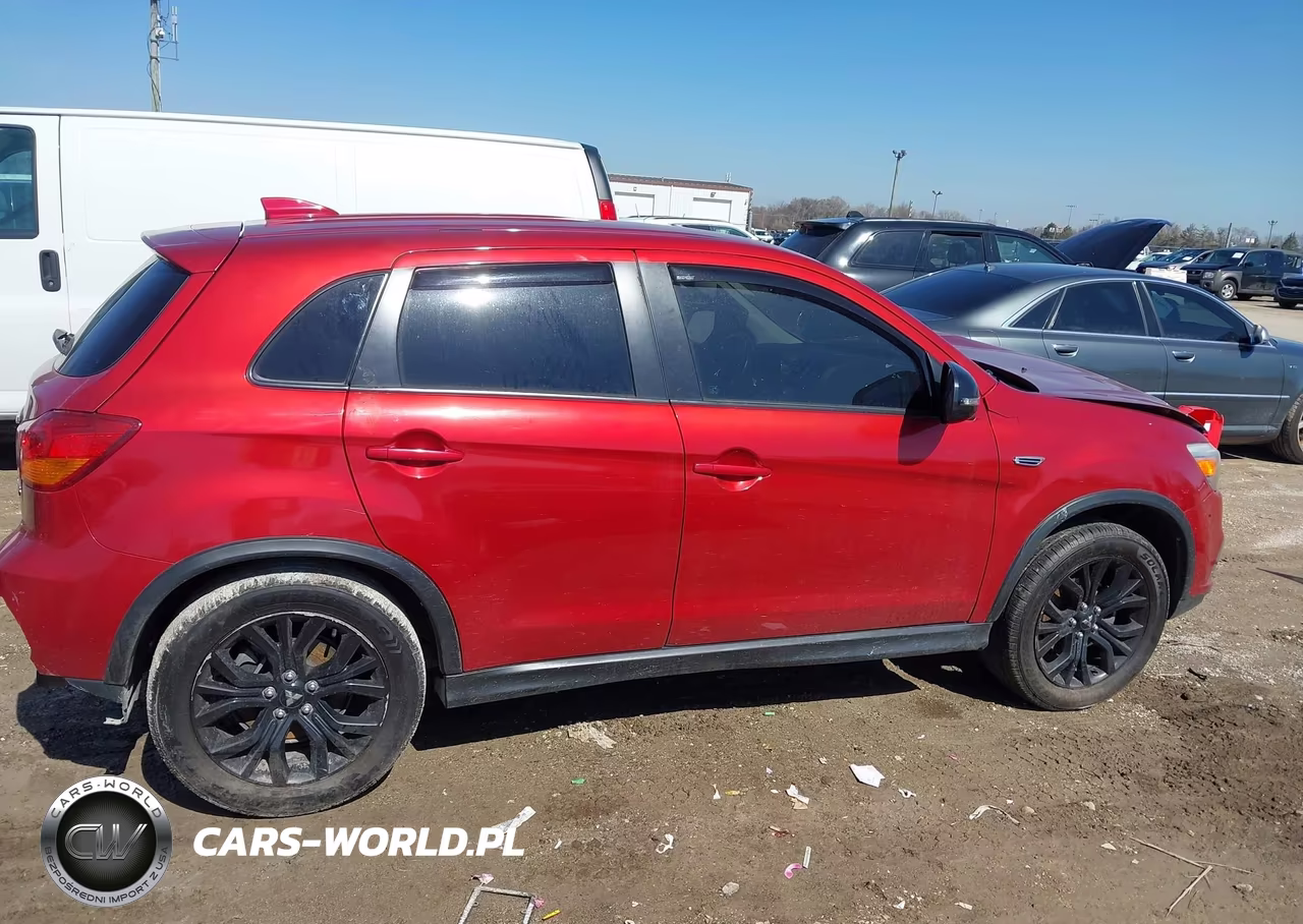 2018 Mitsubishi Outlander Sport 2.0 Le VIN:JA4AP3AU0JU010504 - 13