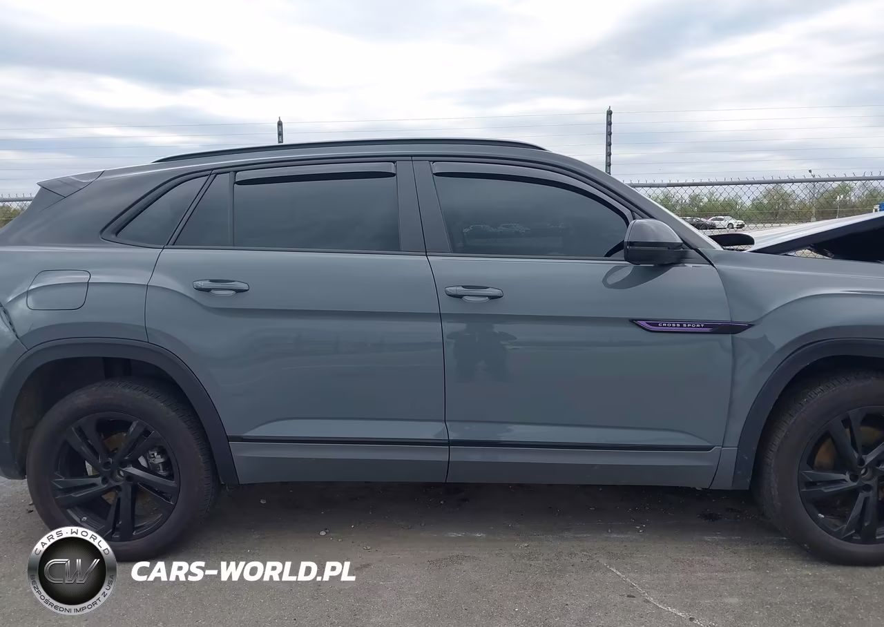 2025 Volkswagen Atlas Cross Sport 2.0T Sel R-Line Black VIN:1V2AE2CA3SC224675 - 13