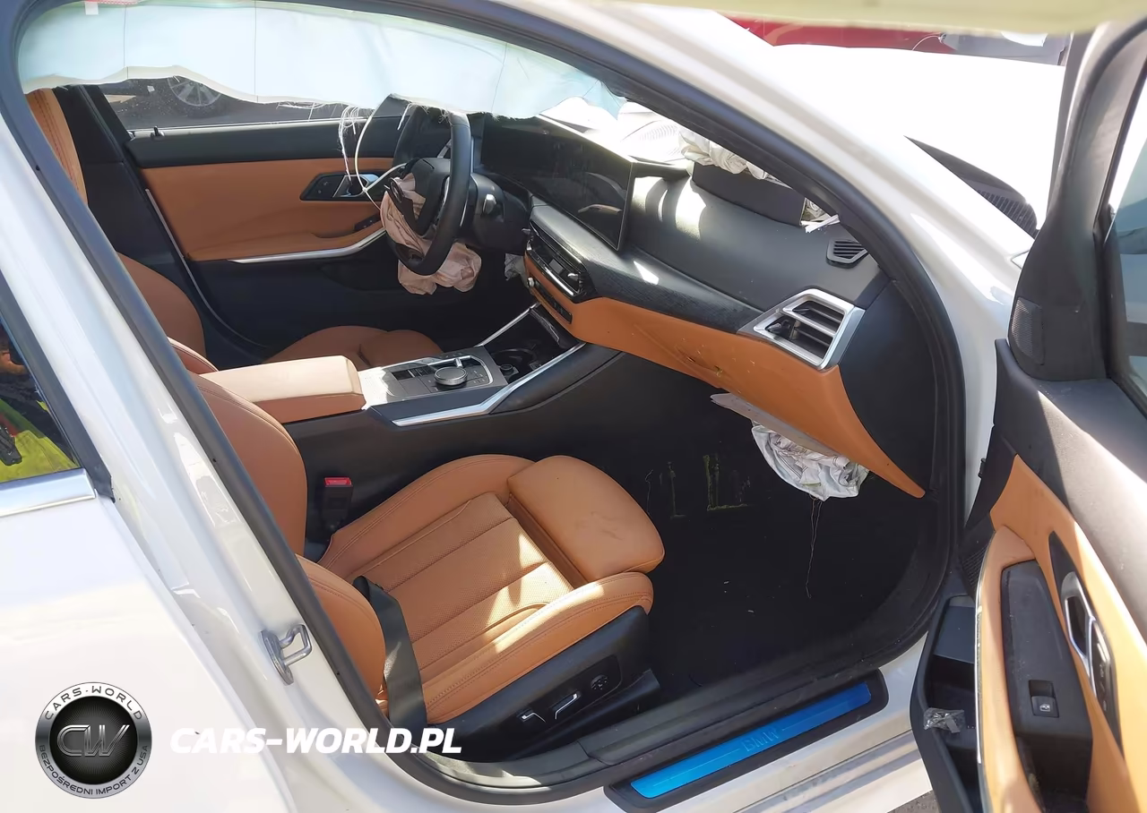 2025 BMW 330I VIN:3MW69CW03S8F75286 - 5