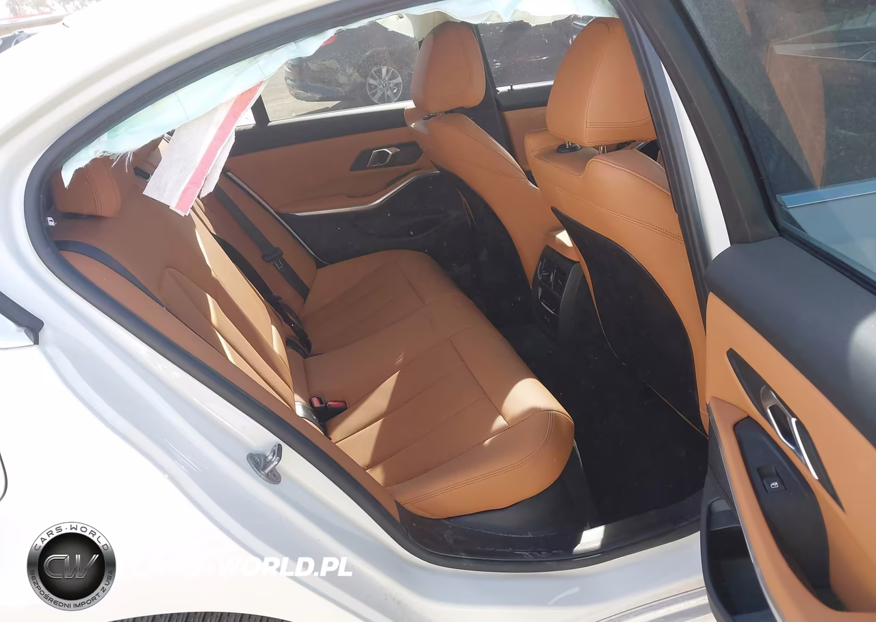 2025 BMW 330I VIN:3MW69CW03S8F75286 - 8