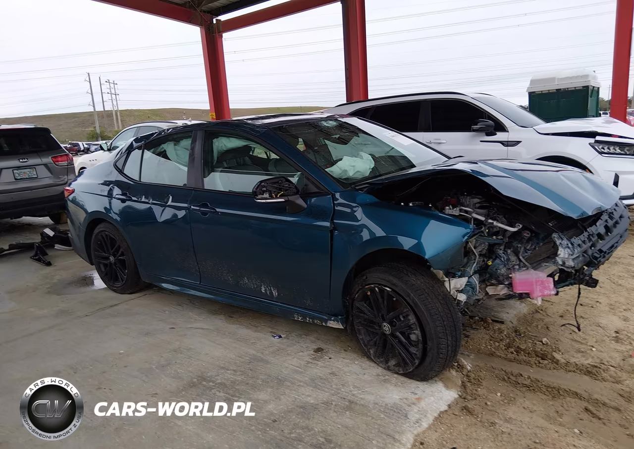 2026 Toyota Camry Se VIN:4T1DAACKXTU698532 - 13