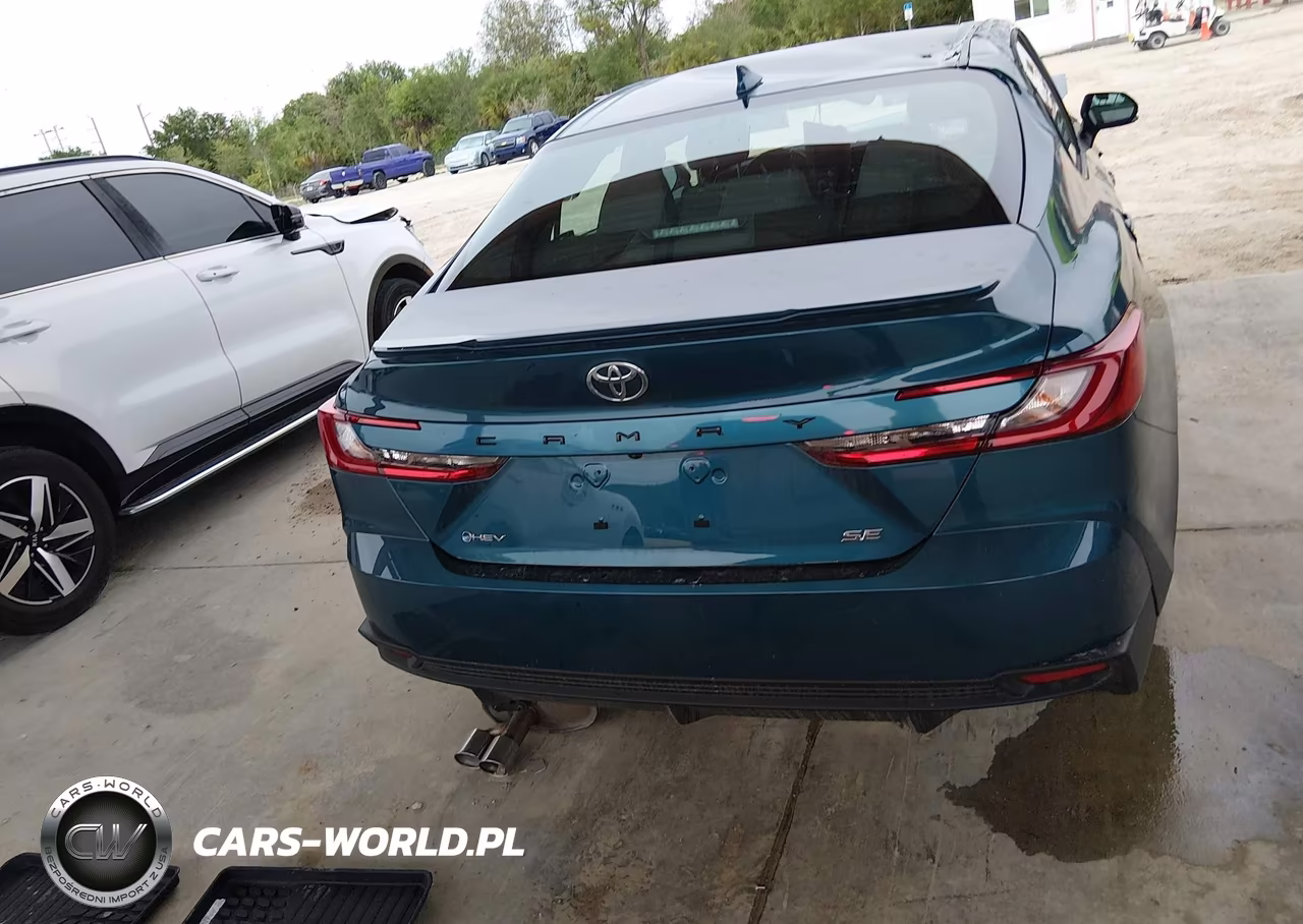 2026 Toyota Camry Se VIN:4T1DAACKXTU698532 - 16