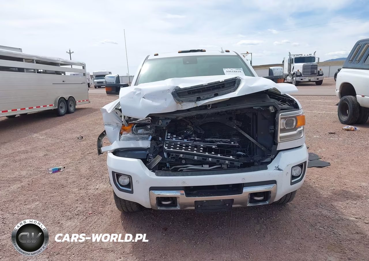 2019 GMC Sierra 3500Hd Denali VIN:1GT42WEY7KF126546 - 6
