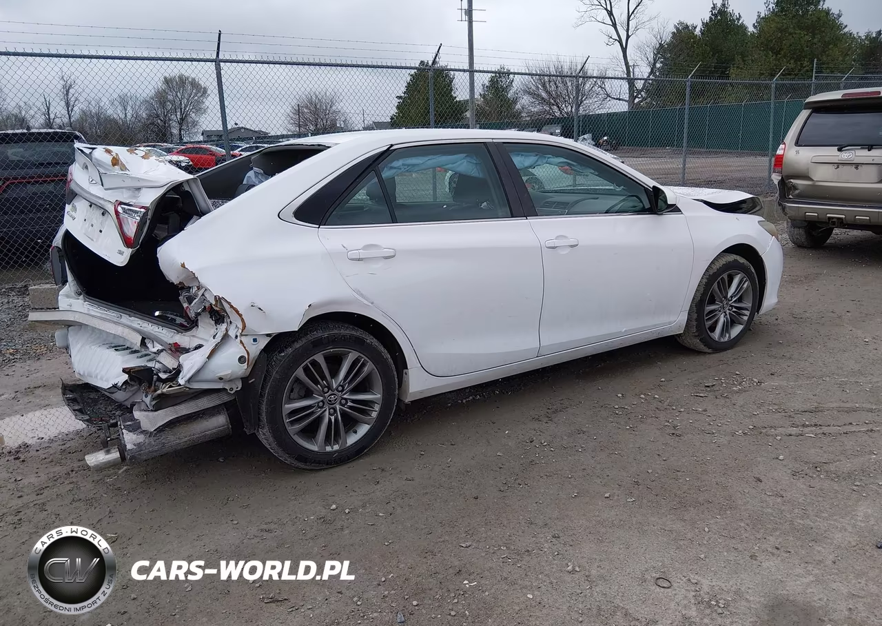 2016 Toyota Camry Se VIN:4T1BF1FK6GU178600 - 4
