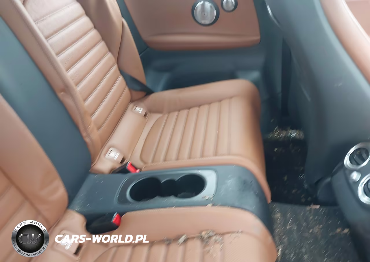 2018 Mercedes-Benz C 300 4Matic VIN:WDDWJ4KB4JF670782 - 8