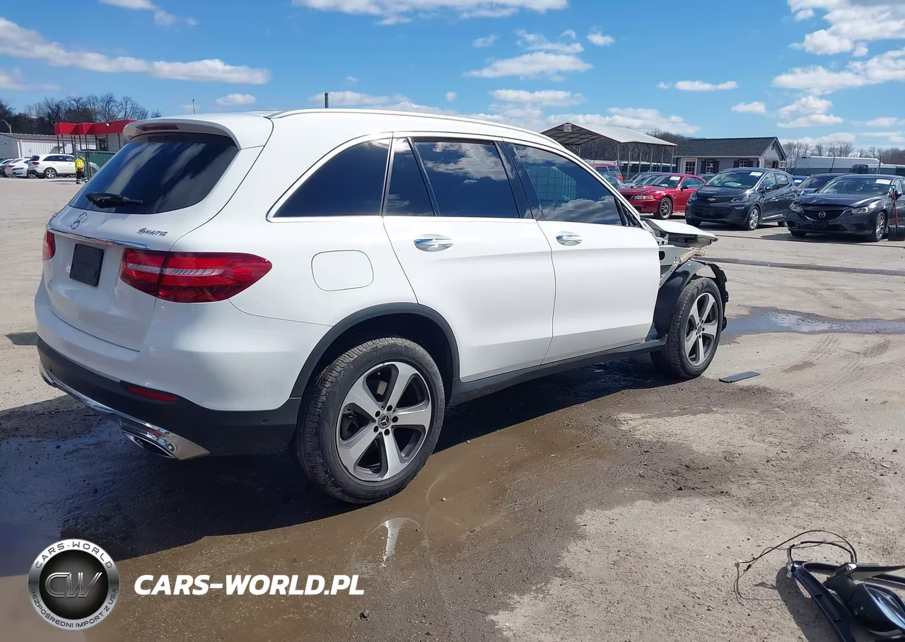 2019 Mercedes-Benz Glc 300 4Matic VIN:WDC0G4KB6K1000173 - 4