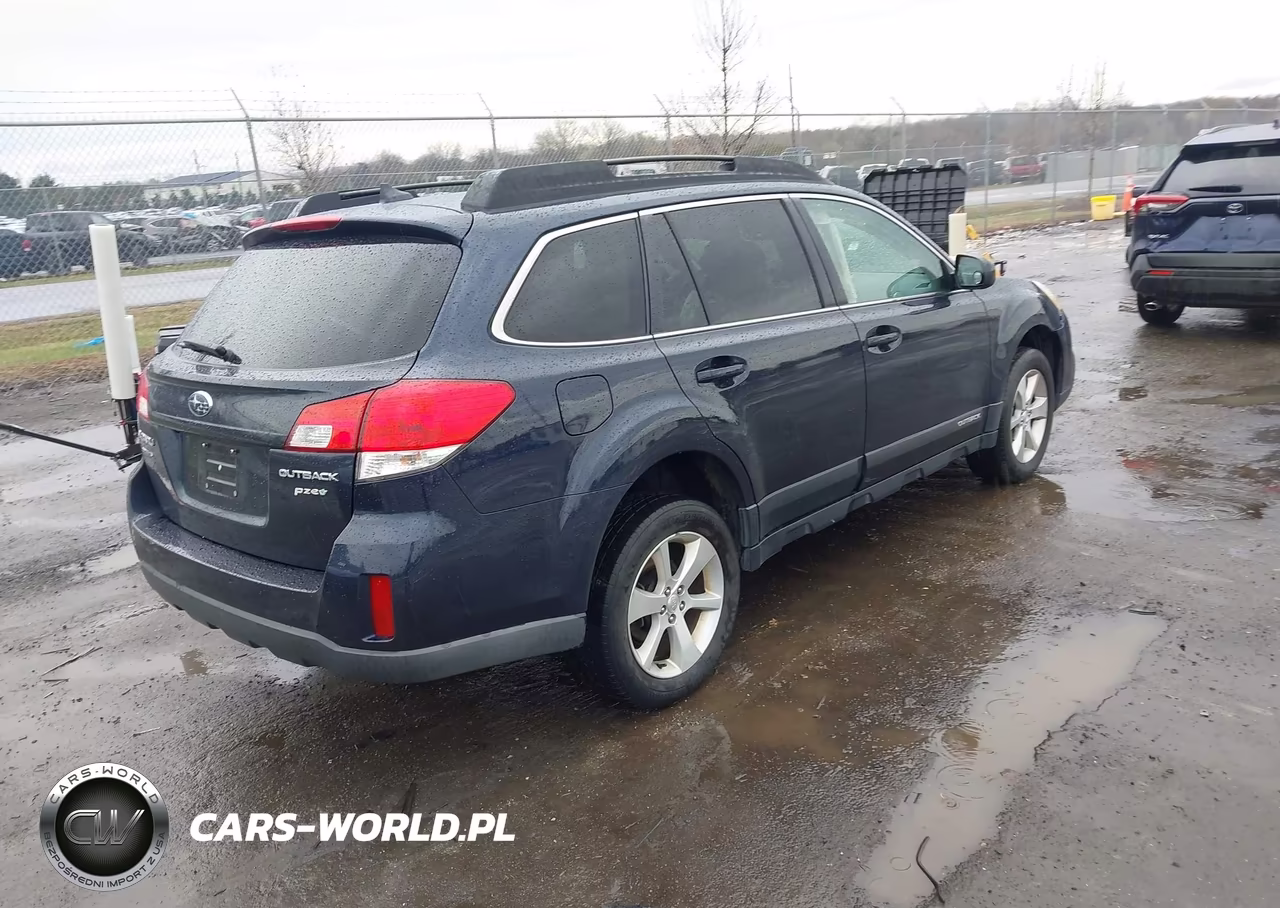 2014 Subaru Outback 2.5I Limited VIN:4S4BRBNC6E3267464 - 4