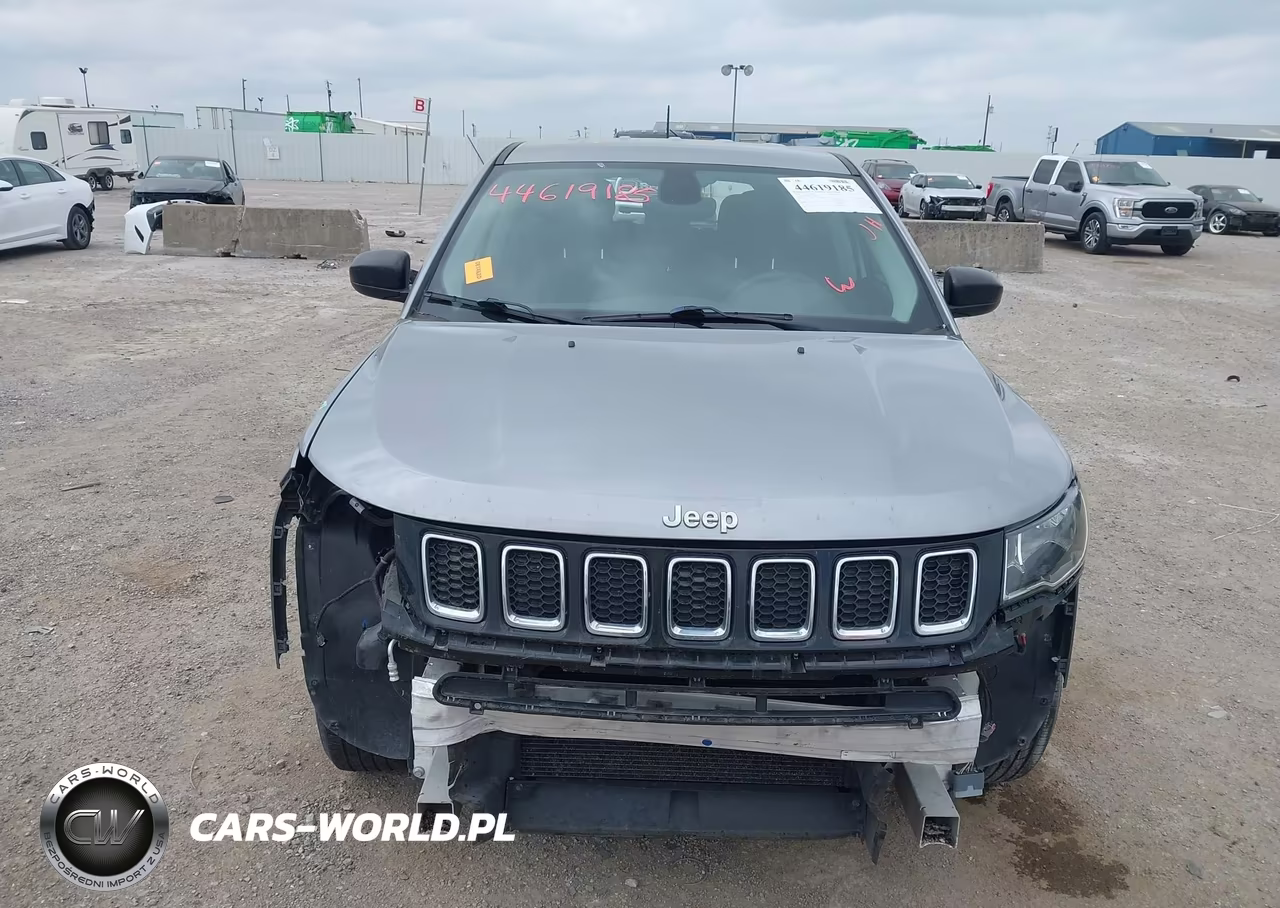 2018 Jeep Compass Sport Fwd VIN:3C4NJCAB2JT140009 - 13