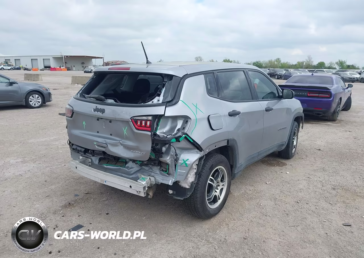 2018 Jeep Compass Sport Fwd VIN:3C4NJCAB2JT140009 - 4