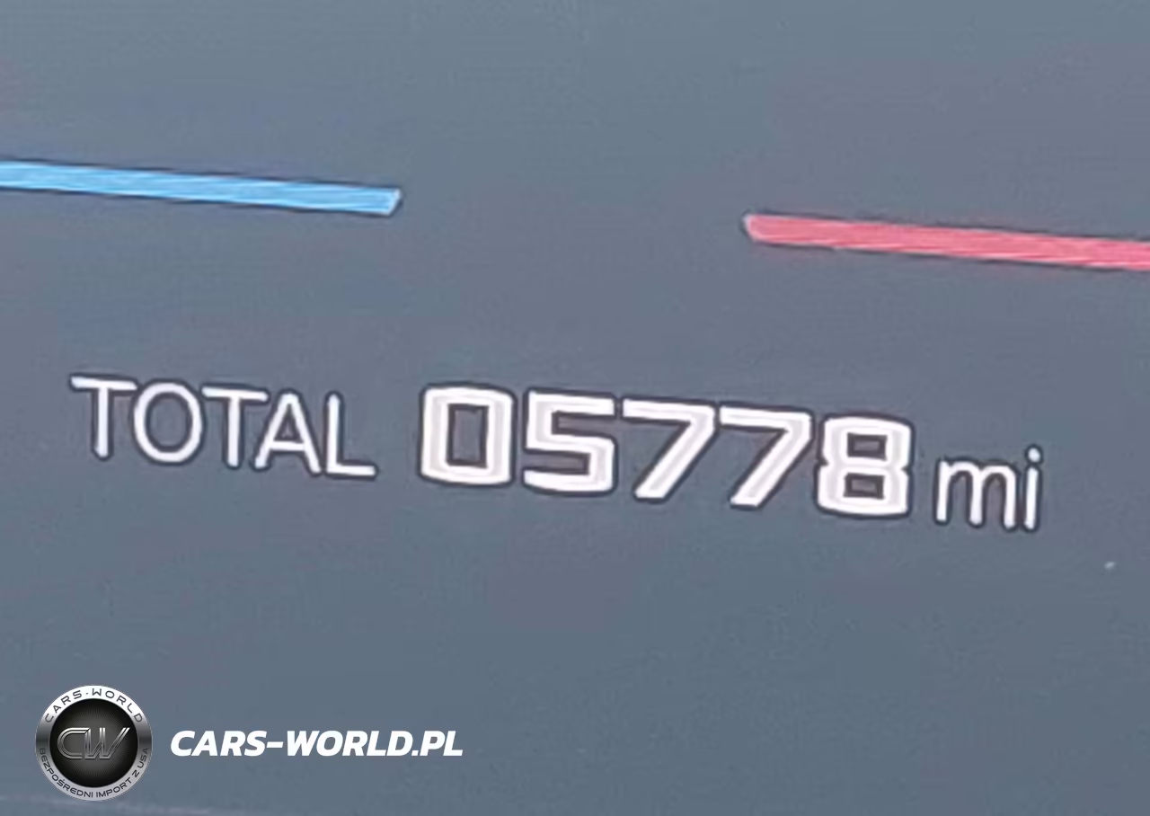 2025 BMW M2 VIN:3MF23DM03S8F30244 - 16