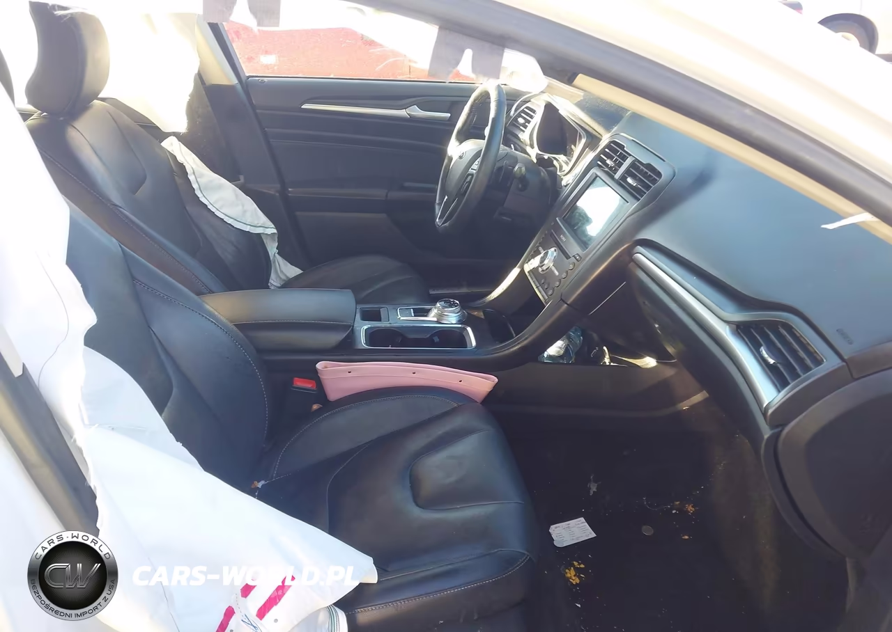2017 Ford Fusion Titanium VIN:3FA6P0K99HR416793 - 5