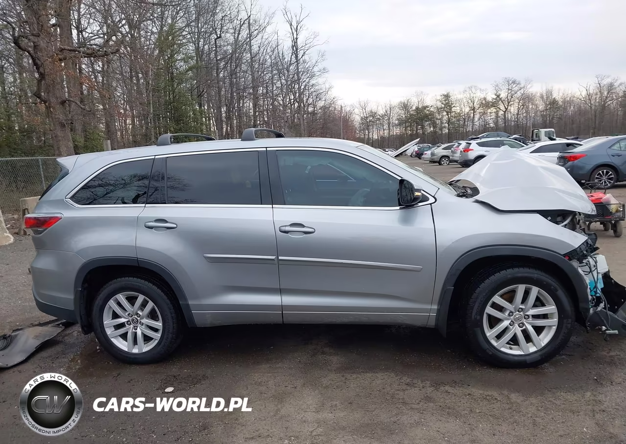 2016 Toyota Highlander Le V6 VIN:5TDBKRFH9GS266158 - 14