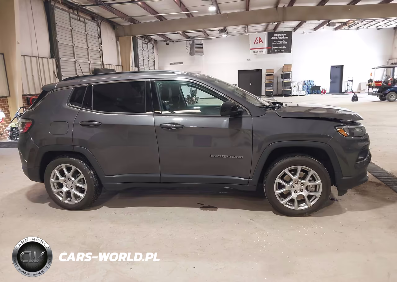 2024 Jeep Compass Latitude Lux Fwd VIN:3C4NJDFN6RT168965 - 14