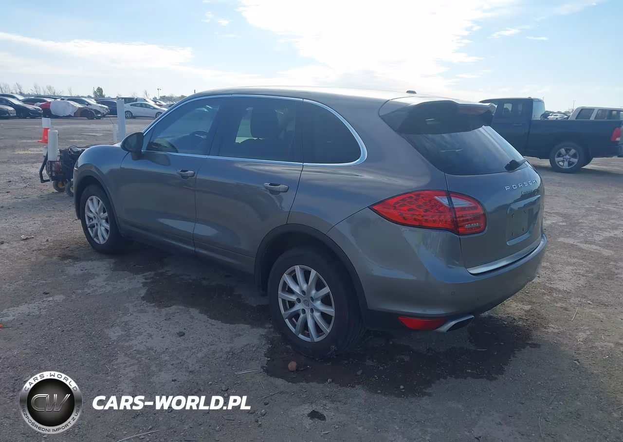 2012 Porsche Cayenne VIN:WP1AA2A28CLA10497 - 3