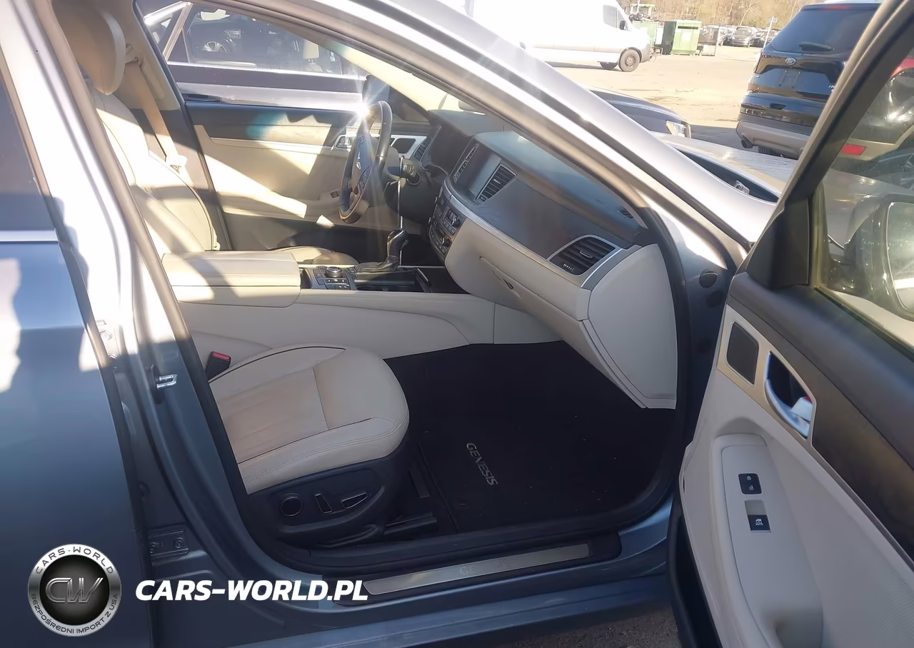 2016 Hyundai Genesis 3.8 VIN:KMHGN4JE2GU106465 - 5