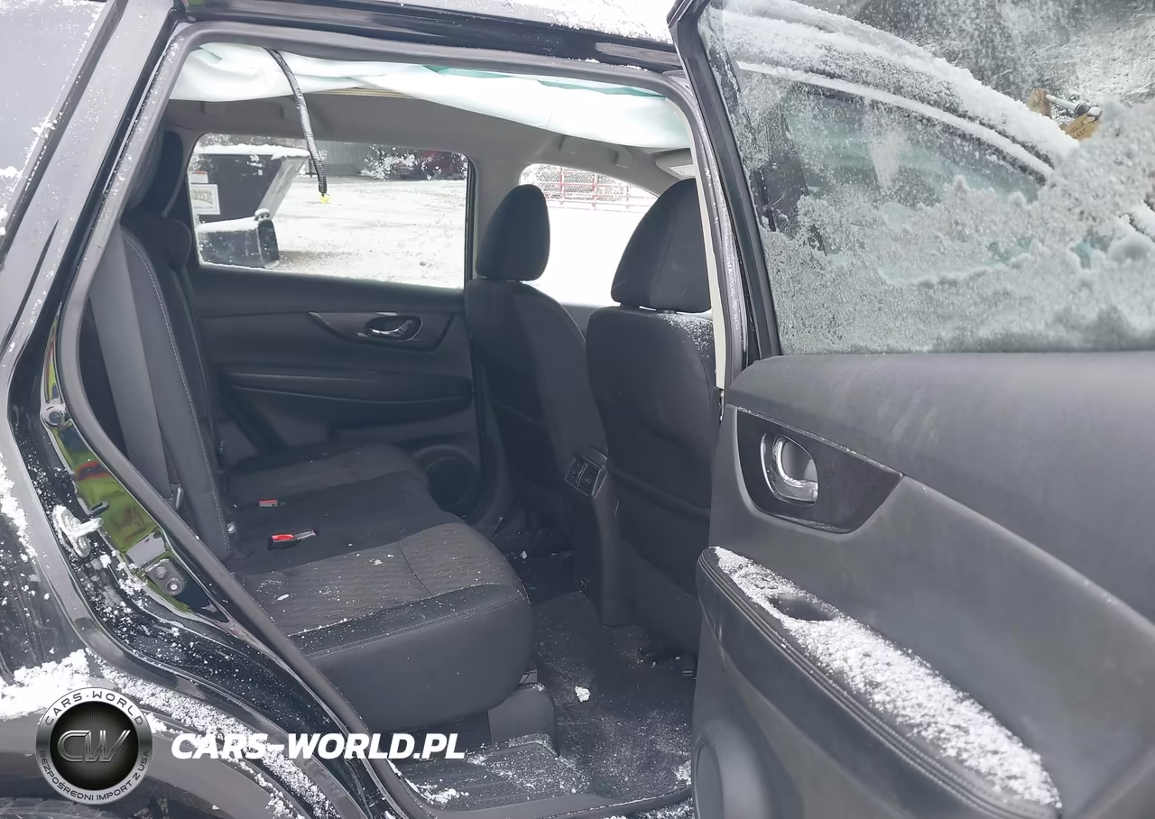 2019 Nissan Rogue S VIN:5N1AT2MV0KC782245 - 8