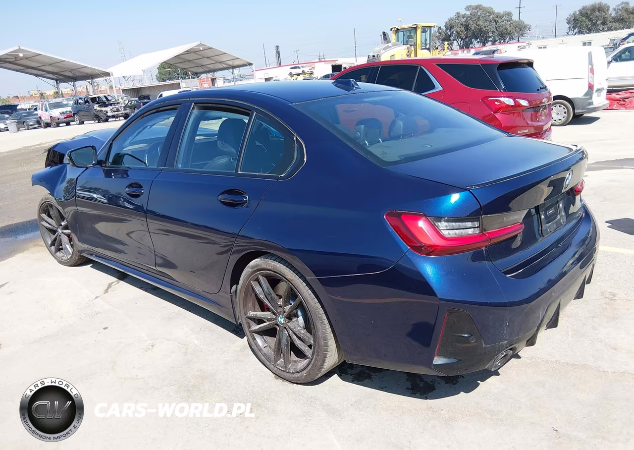 2023 BMW 330I VIN:3MW69FF02P8D62192 - 3