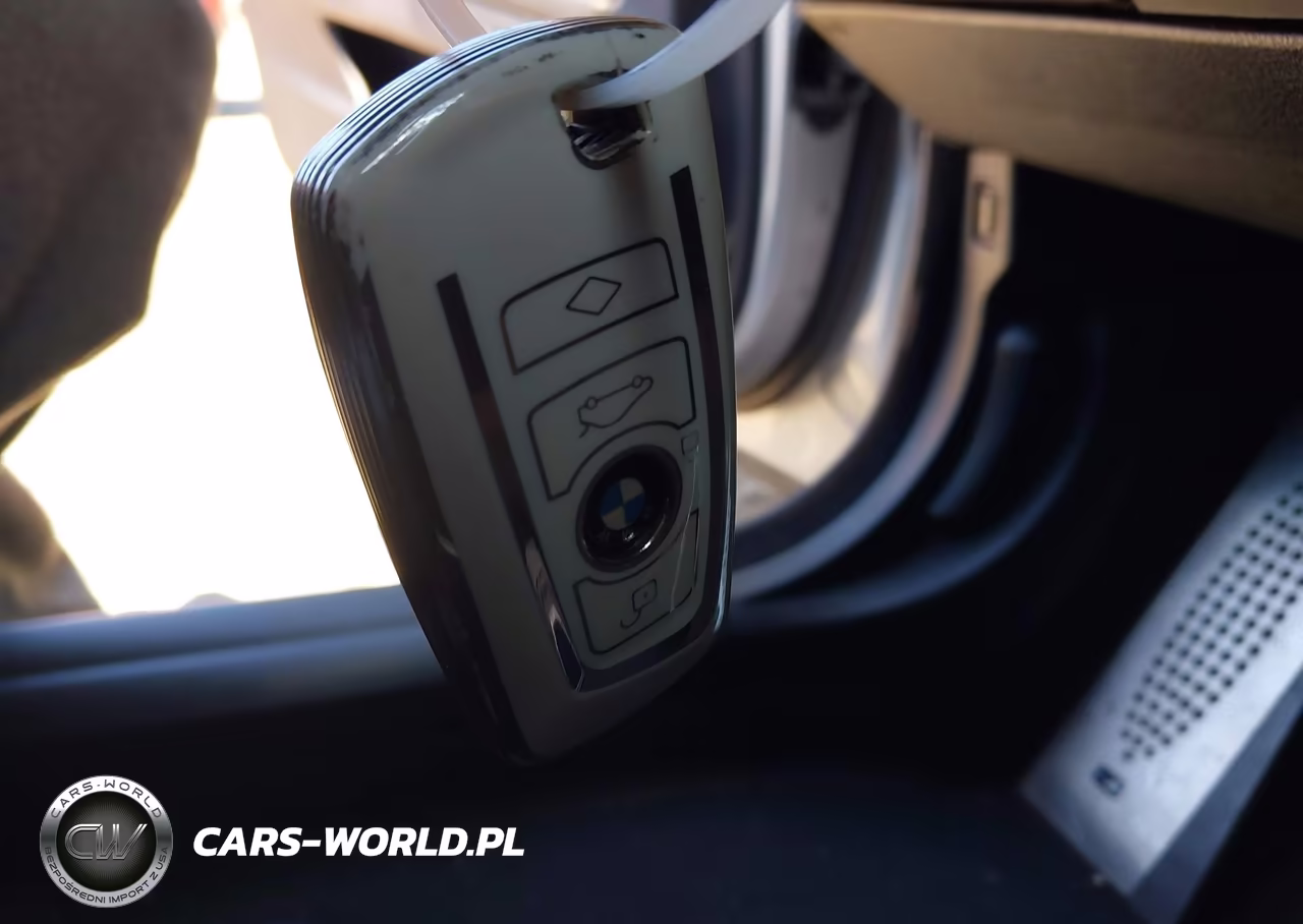 2015 BMW 528I VIN:WBA5A5C56FD523190 - 11