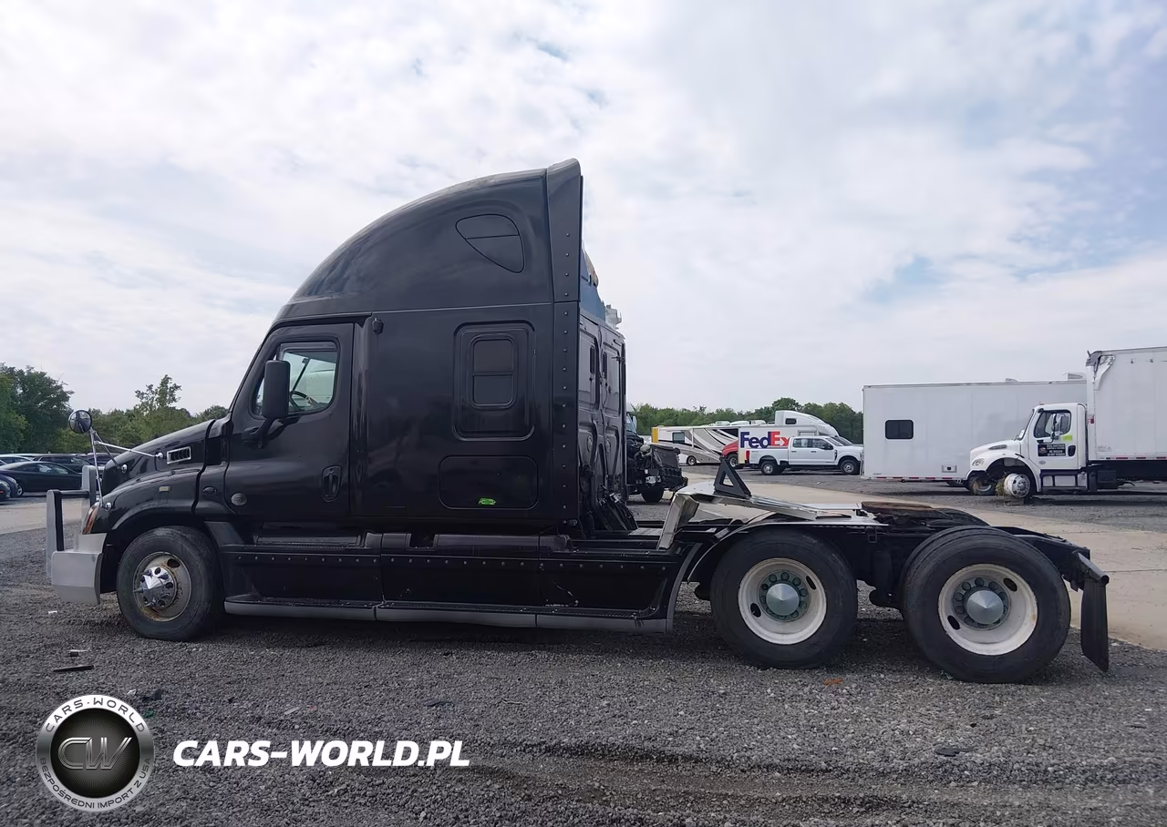2011 Freightliner Cascadia 125 VIN:1FUJGLBG7BLAX1138 - 17
