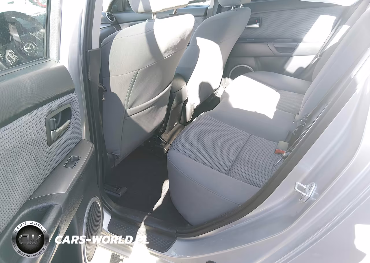 2007 Mazda Mazda3 S Sport VIN:JM1BK323671675111 - 8