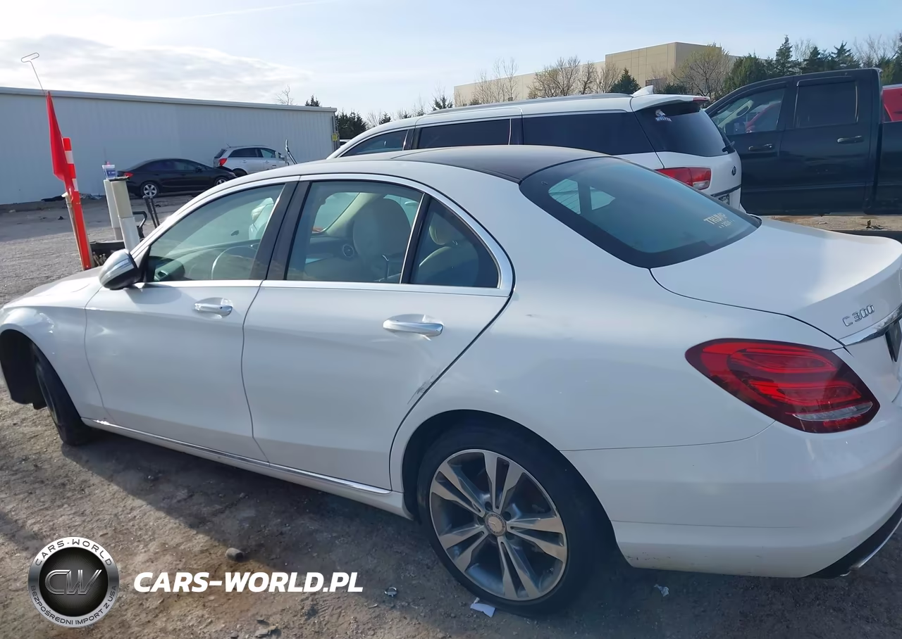 2015 Mercedes-Benz C 300 4Matic VIN:55SWF4KB7FU013836 - 14
