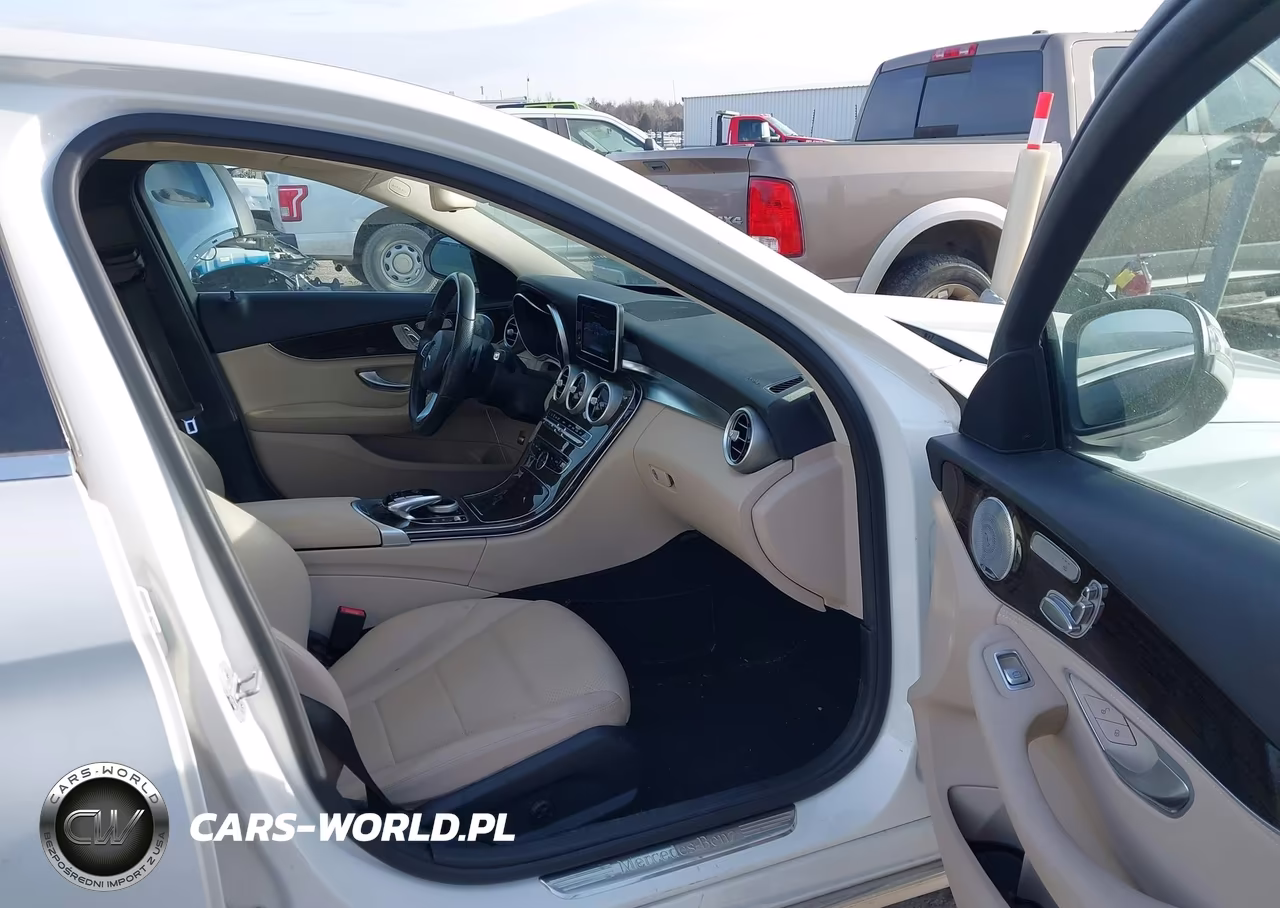 2015 Mercedes-Benz C 300 4Matic VIN:55SWF4KB7FU013836 - 5