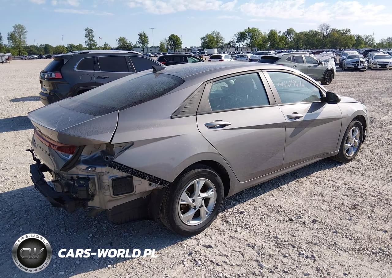 2023 Hyundai Elantra Se VIN:KMHLL4AG4PU542367 - 4