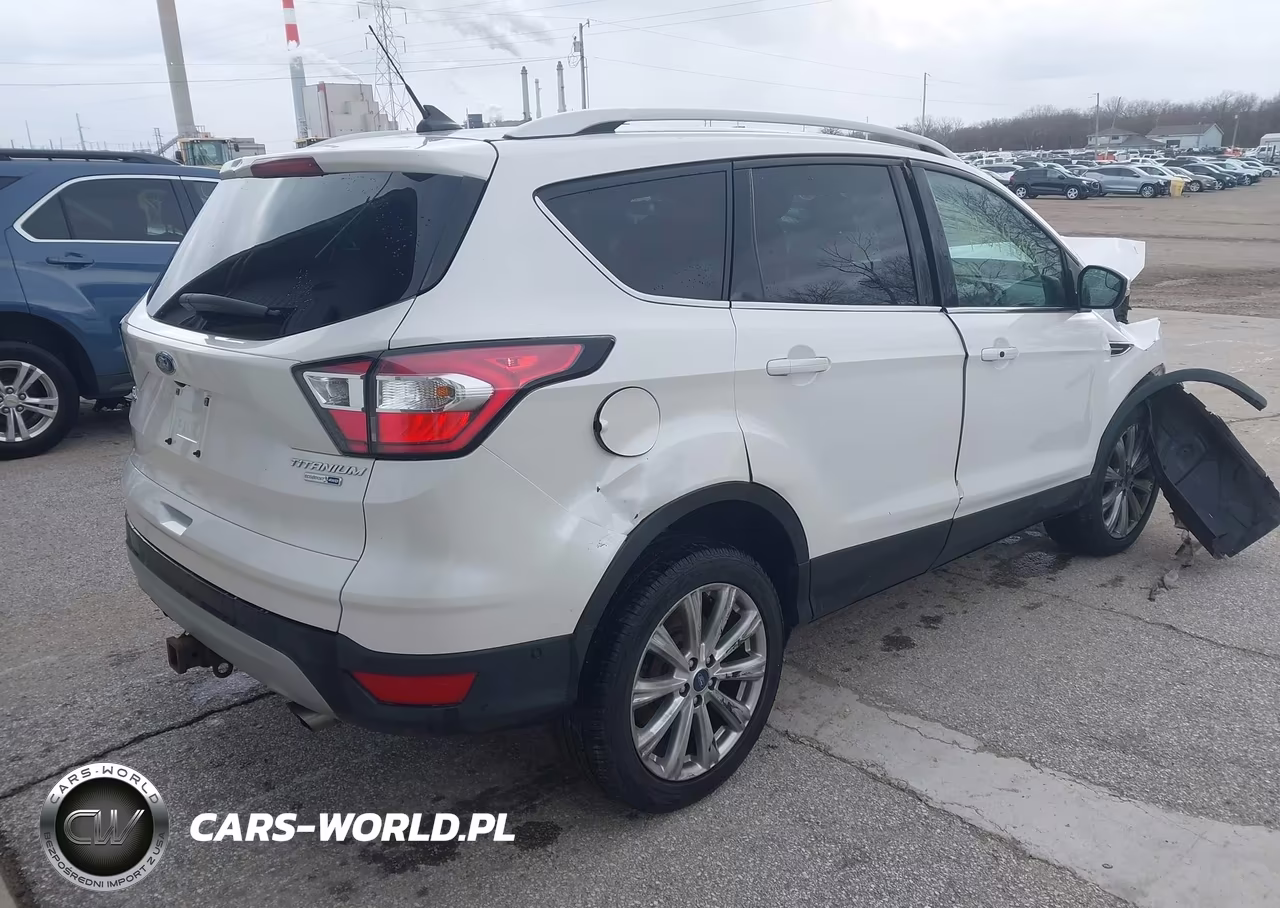2018 Ford Escape Titanium VIN:1FMCU9J94JUC21898 - 4