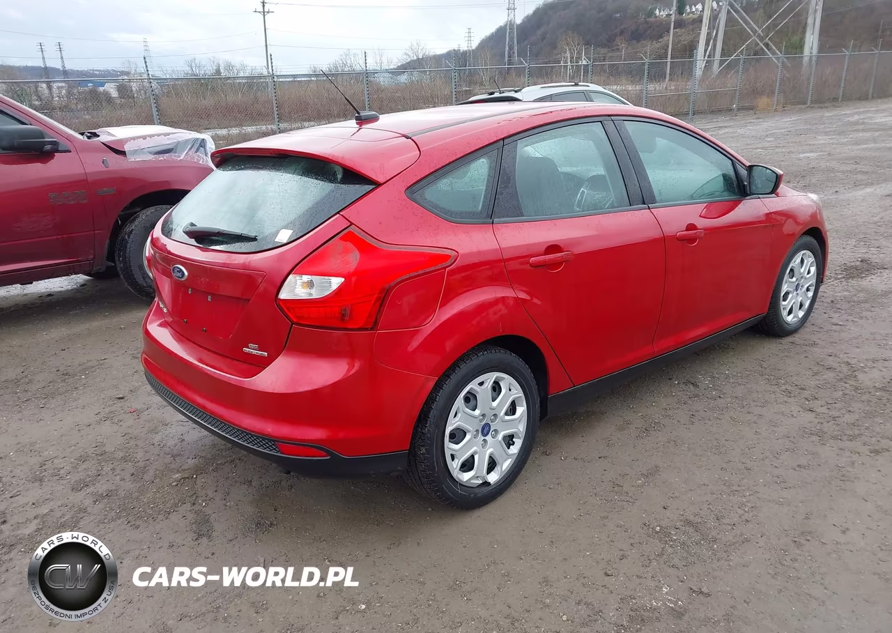 2012 Ford Focus Se VIN:1FAHP3K23CL450426 - 4