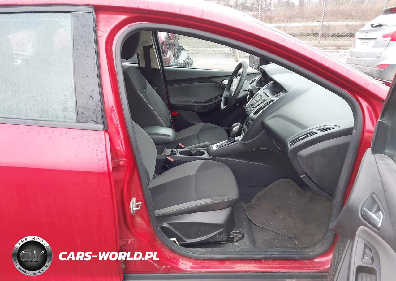 2012 Ford Focus Se VIN:1FAHP3K23CL450426 - 5