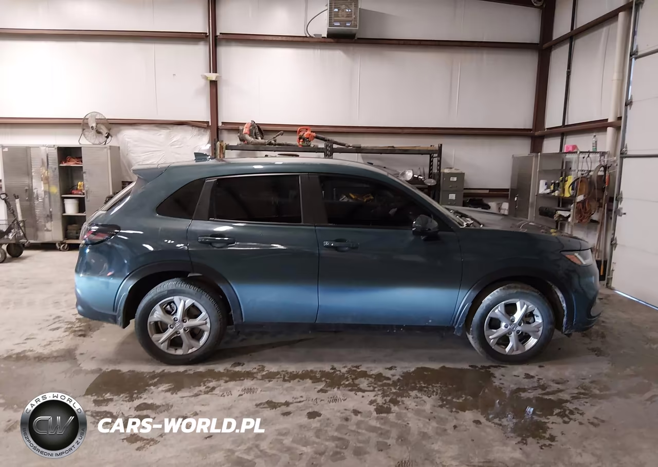 2025 Honda Hr-V Awd Lx VIN:3CZRZ2H34SM723349 - 14