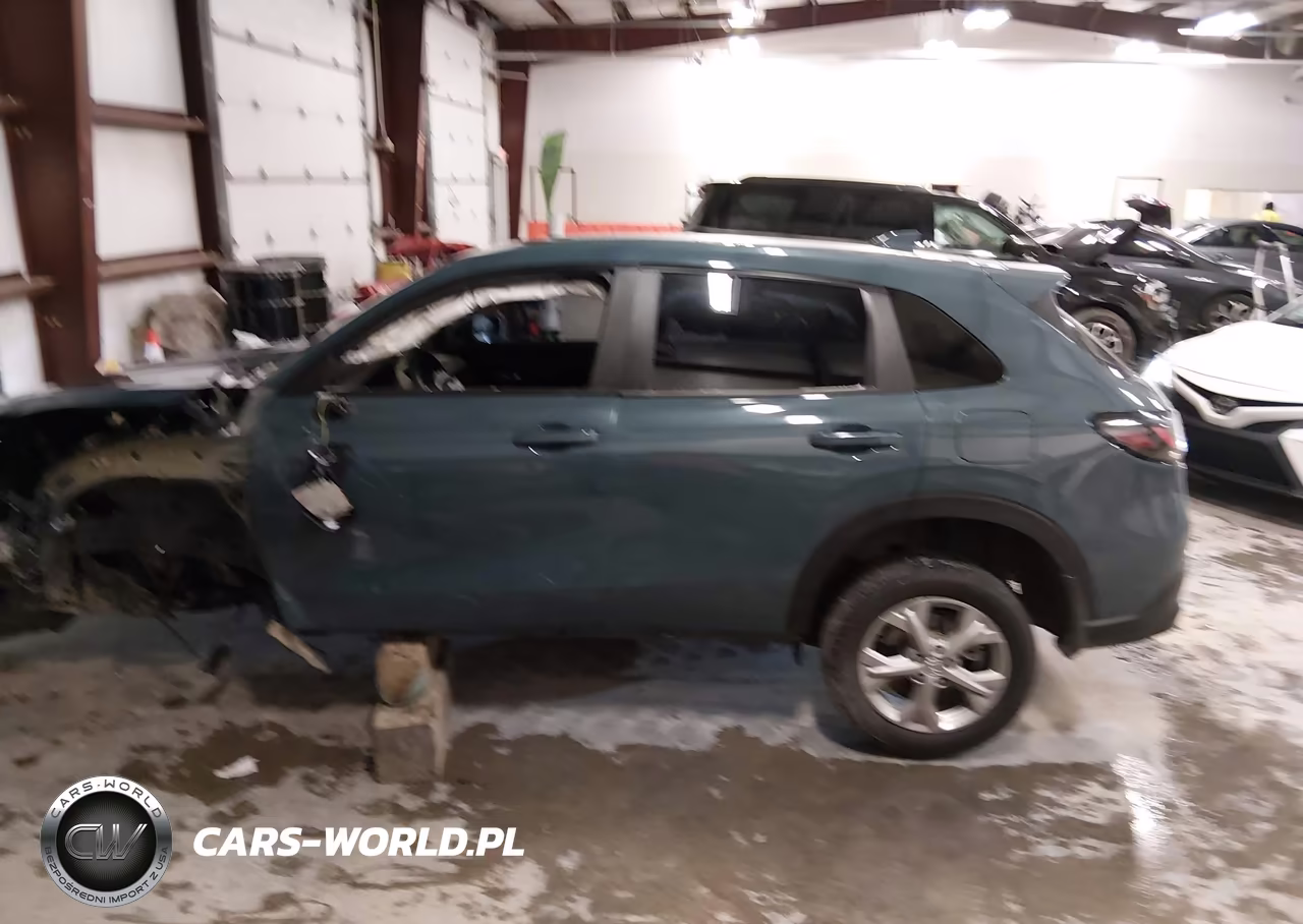 2025 Honda Hr-V Awd Lx VIN:3CZRZ2H34SM723349 - 15