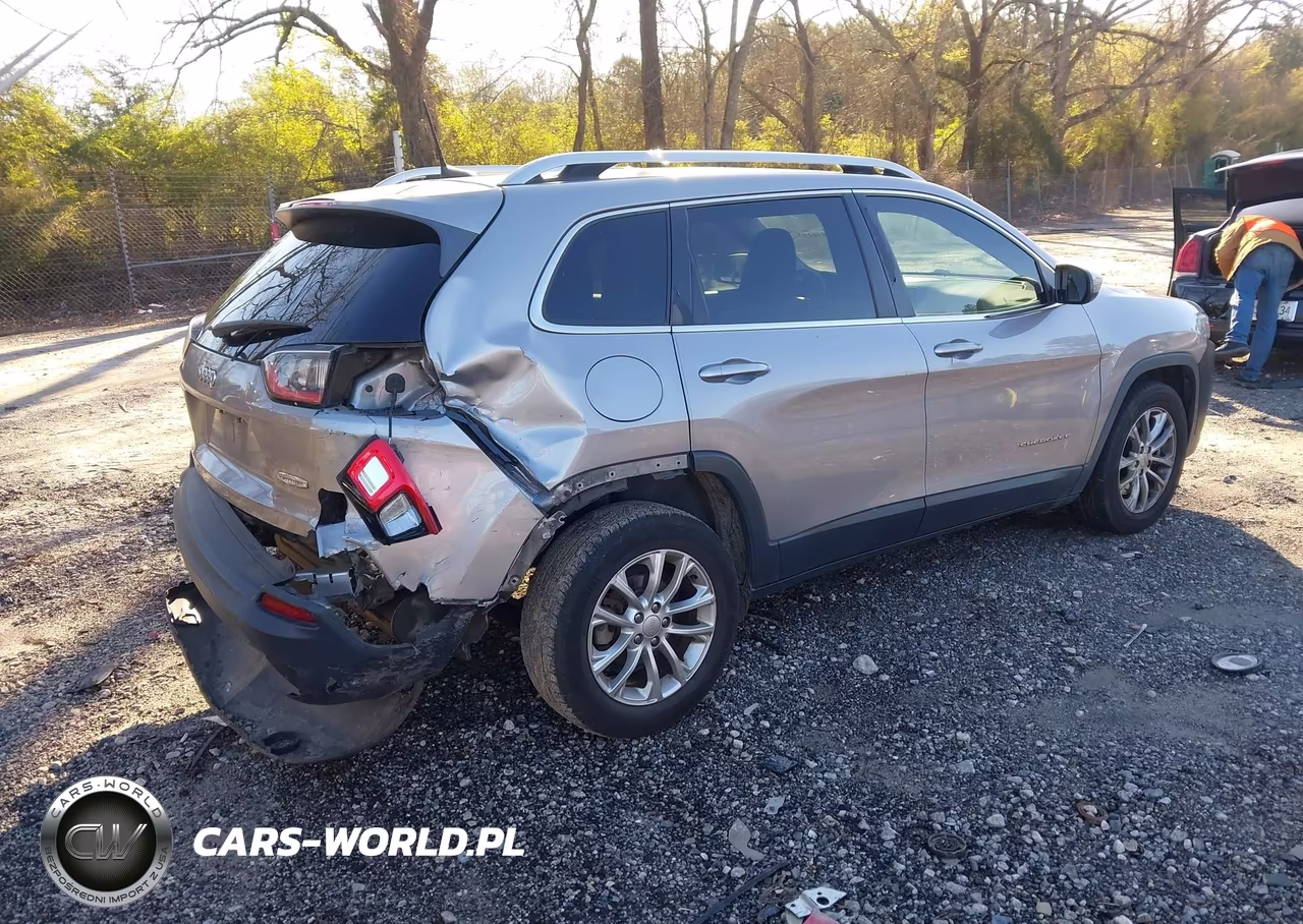 2019 Jeep Cherokee Latitude Fwd VIN:1C4PJLCB5KD286451 - 4