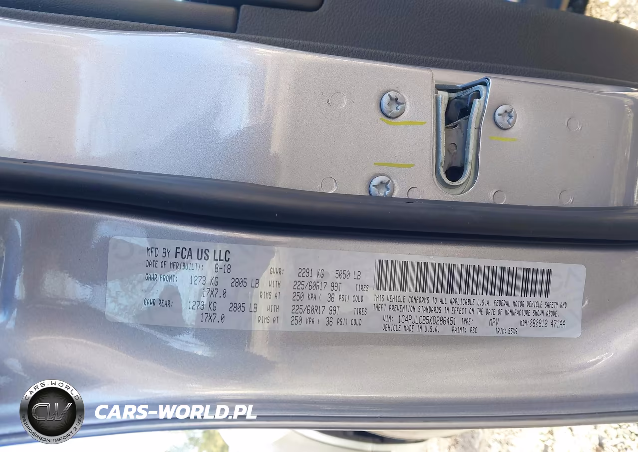 2019 Jeep Cherokee Latitude Fwd VIN:1C4PJLCB5KD286451 - 9