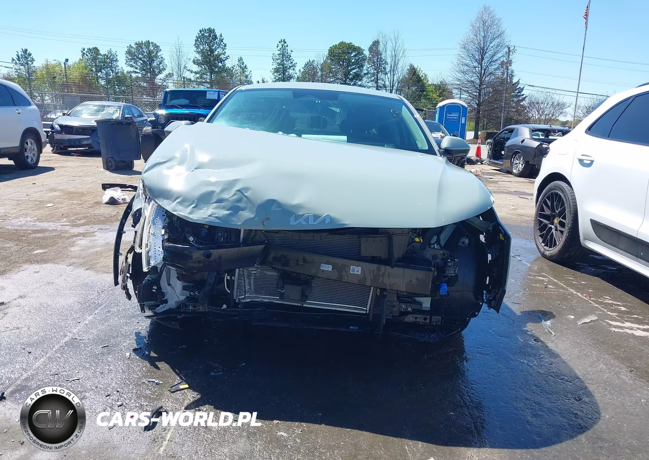 2025 Kia K4 Lxs VIN:3KPFT4DE5SE204012 - 12
