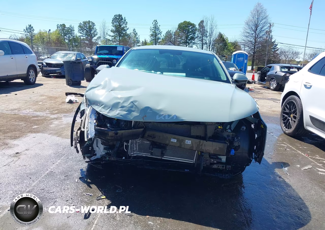2025 Kia K4 Lxs VIN:3KPFT4DE5SE204012 - 6