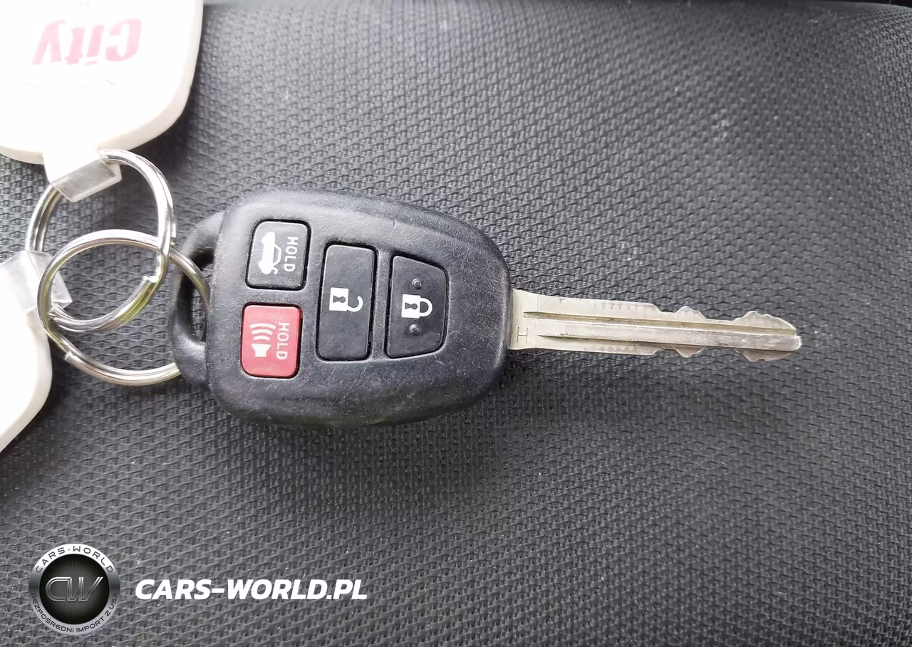 2017 Toyota Corolla Le VIN:5YFBURHE1HP700659 - 11