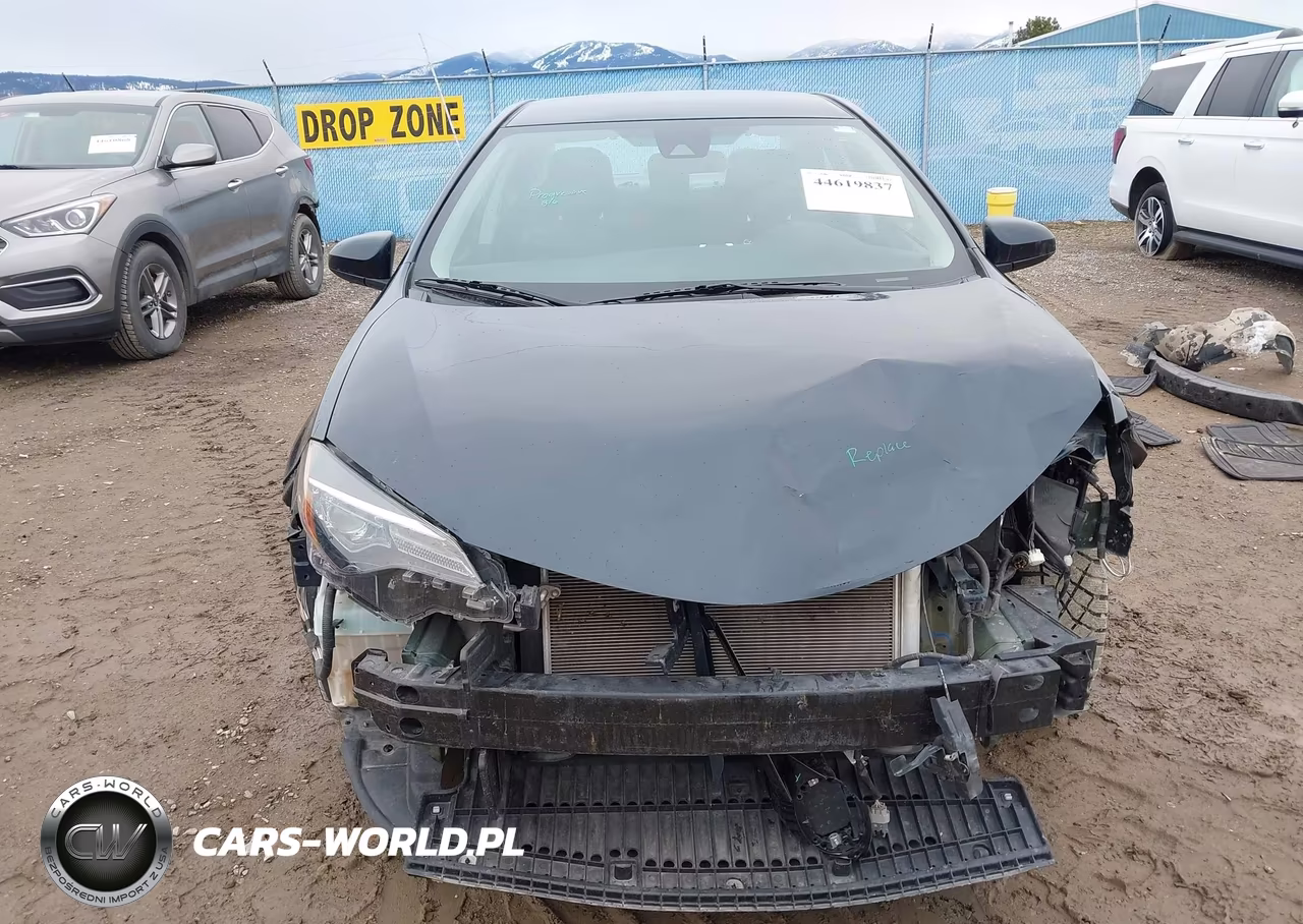 2017 Toyota Corolla Le VIN:5YFBURHE1HP700659 - 13