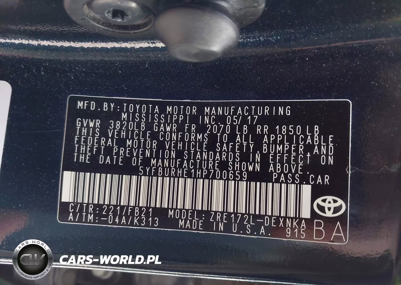 2017 Toyota Corolla Le VIN:5YFBURHE1HP700659 - 9