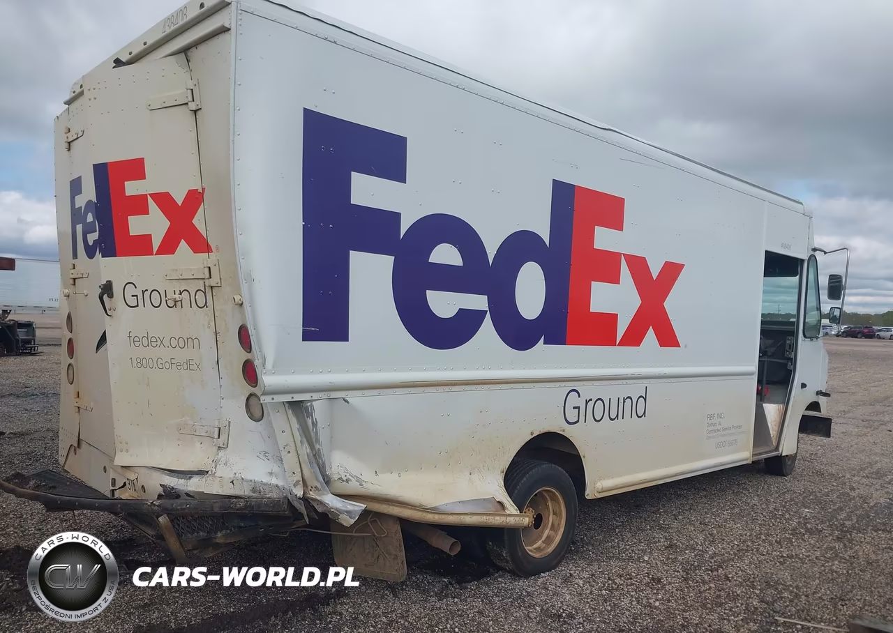 2021 Ford Econoline E450 Super Duty Commercial Stripped Chassis VIN:1FC3E4KK0MDC10567 - 4