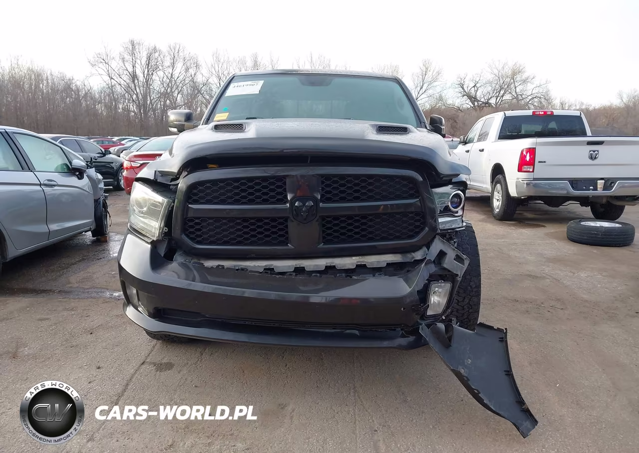 2017 Ram 1500 Sport VIN:1C6RR7MT7HS621902 - 12