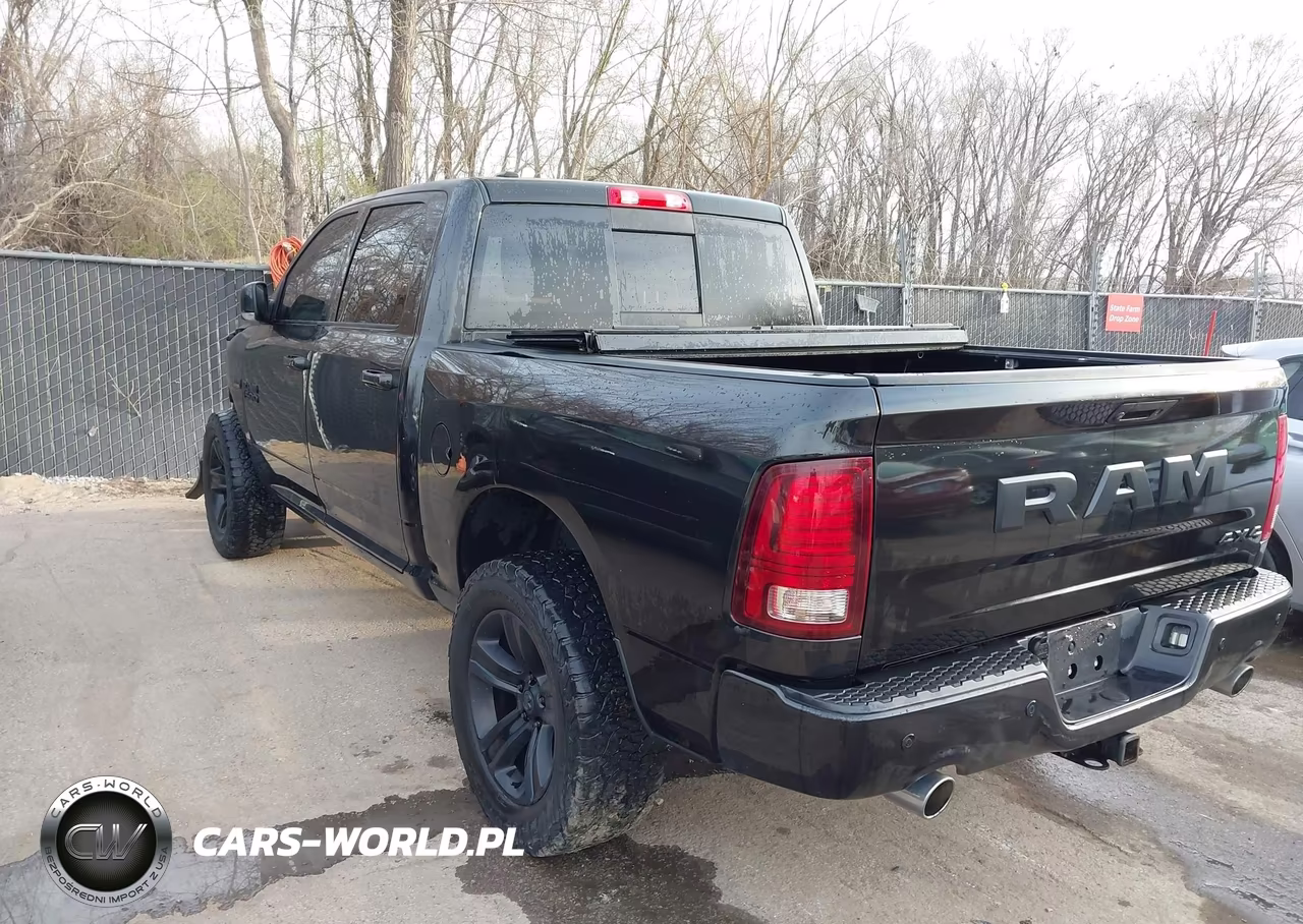 2017 Ram 1500 Sport VIN:1C6RR7MT7HS621902 - 3