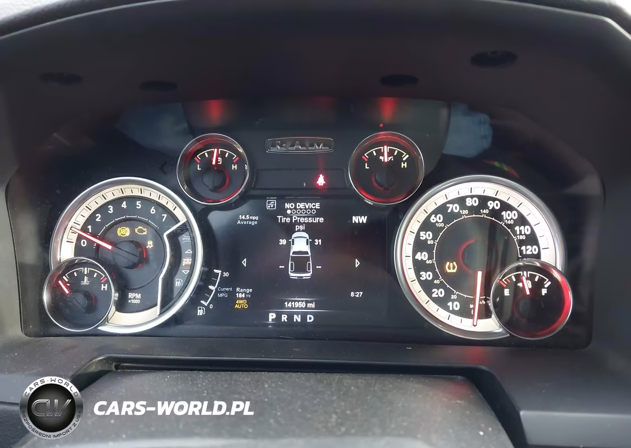 2017 Ram 1500 Sport VIN:1C6RR7MT7HS621902 - 7