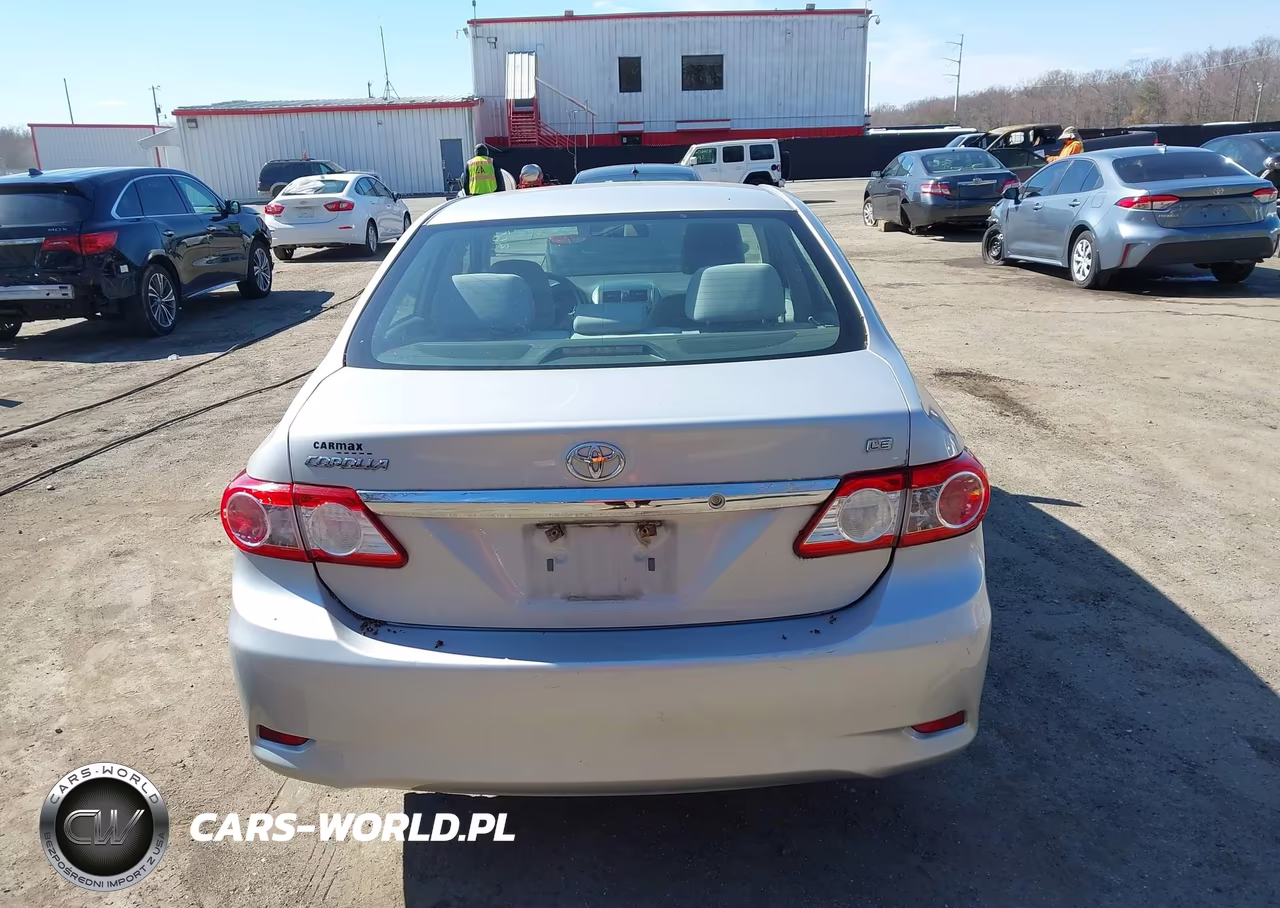 2011 Toyota Corolla Le VIN:2T1BU4EE5BC626001 - 17