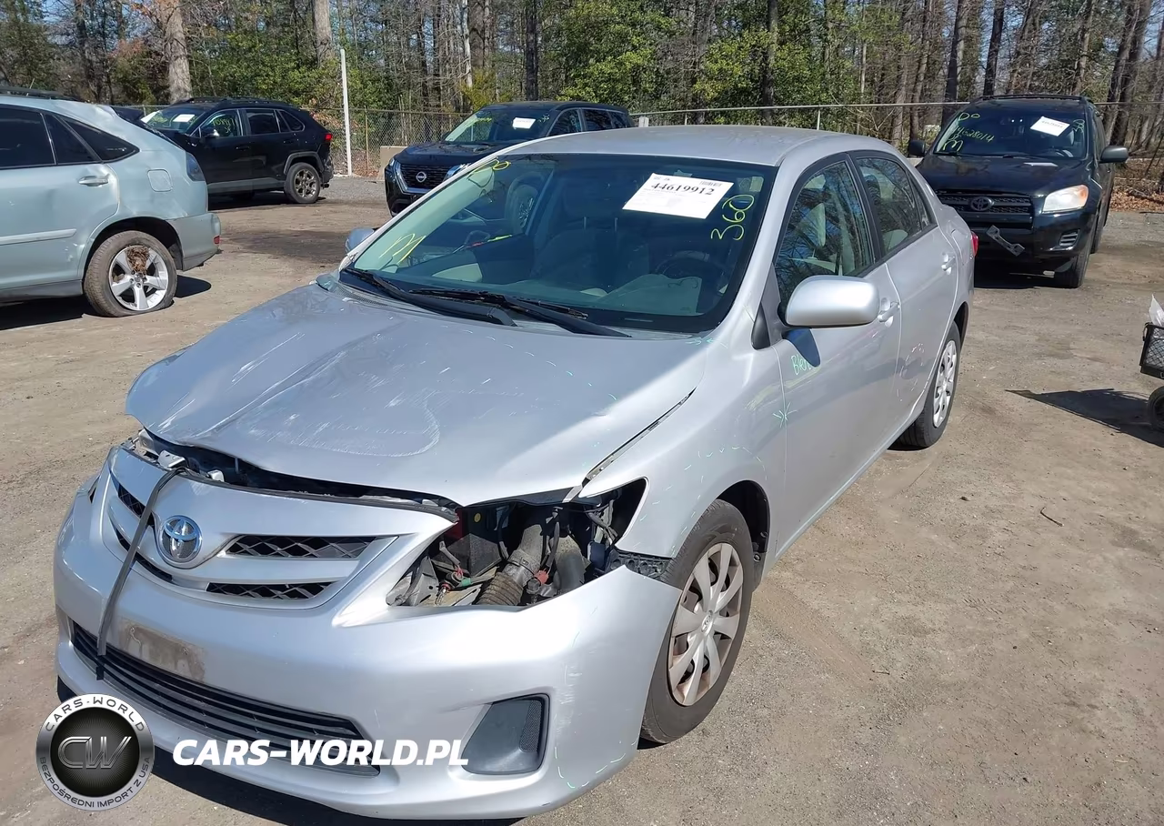 2011 Toyota Corolla Le VIN:2T1BU4EE5BC626001 - 2