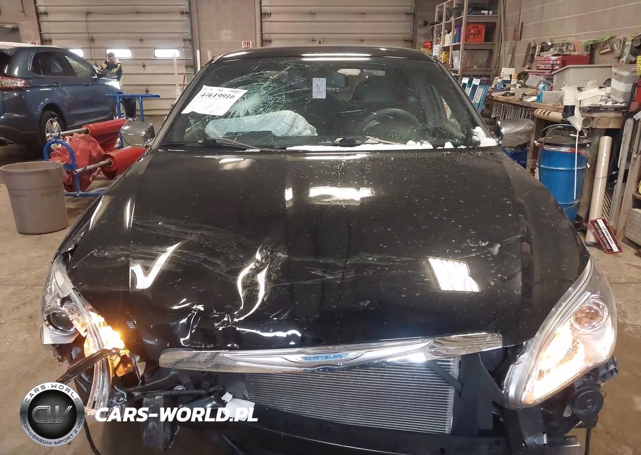 2011 Chrysler 200 Limited VIN:1C3BC2FB4BN572008 - 13